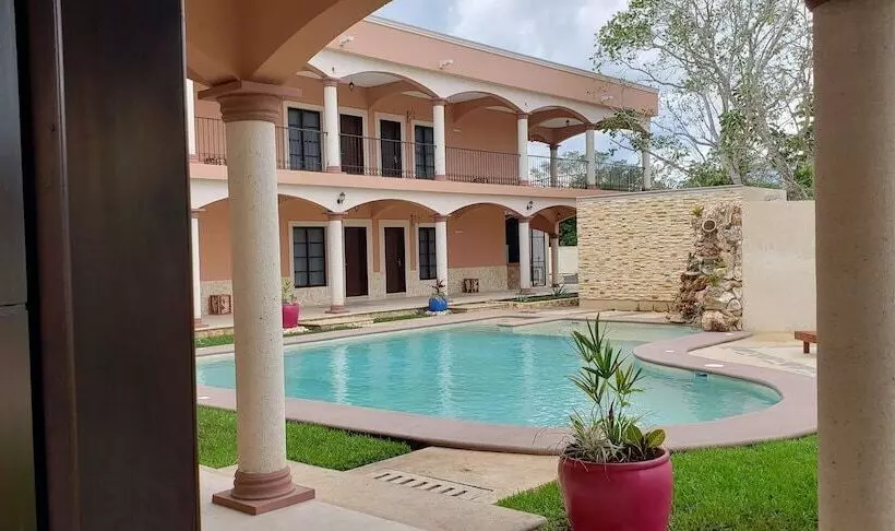 هتل Los Frailes, Valladolid, Yucatán