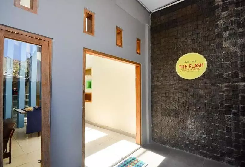 هتل Spot On 2797 The Flash Residence