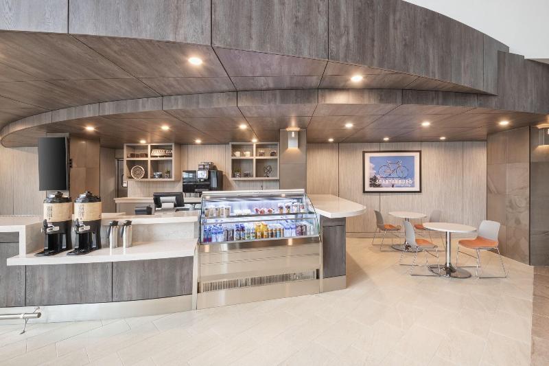 Отель Four Points By Sheraton Spartanburg