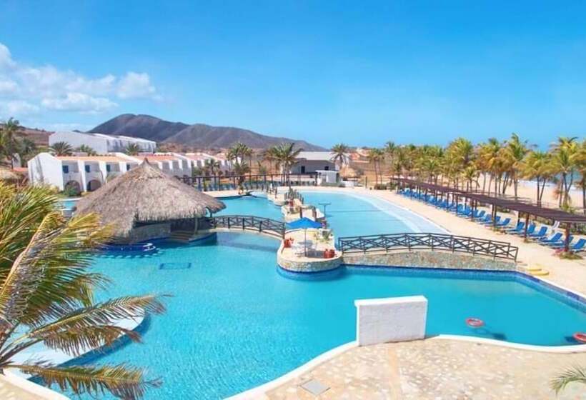 هتل Costa Caribe Beach & Resort