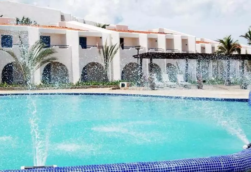 هتل Costa Caribe Beach & Resort