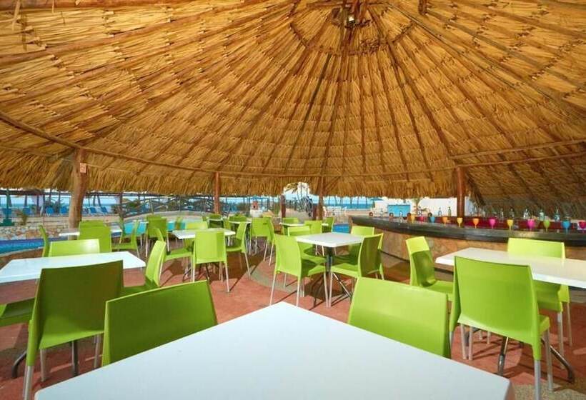 هتل Costa Caribe Beach & Resort