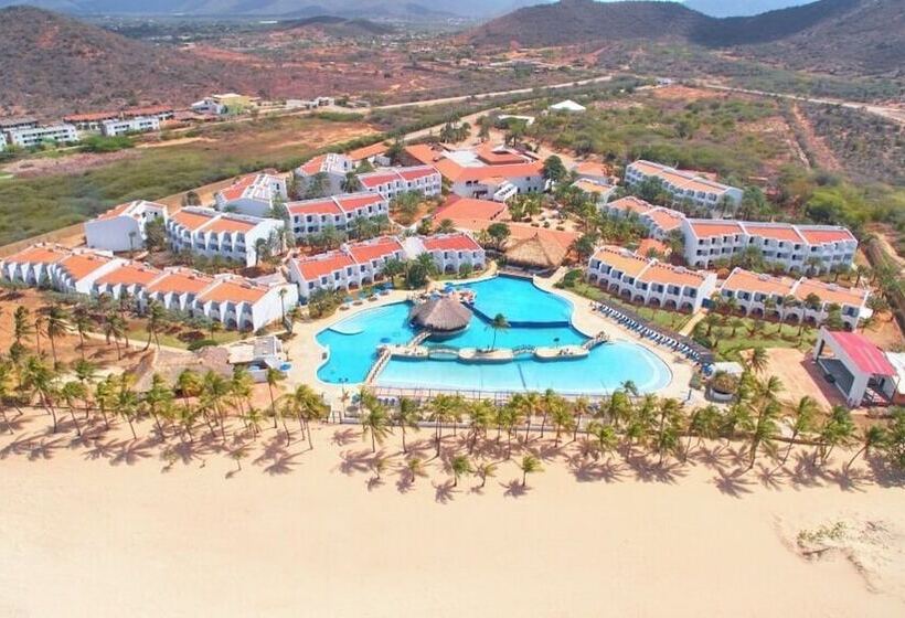 هتل Costa Caribe Beach & Resort