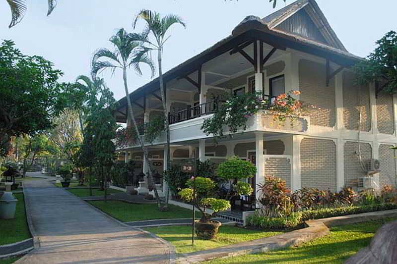 Отель Aneka Lovina Villas & Spa