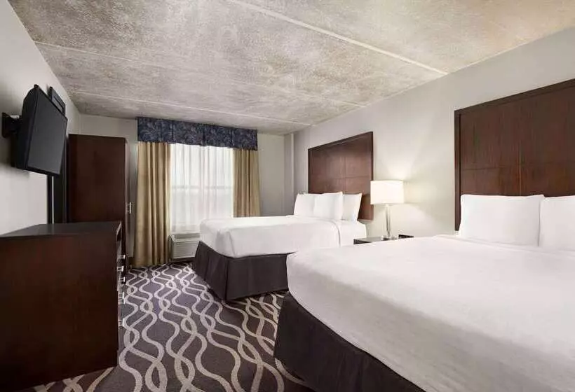 Hotel Iban Dallas Park Central , Trademark By Wyndham