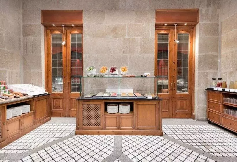 هتل NH Collection Vigo