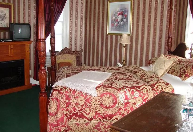 호텔 Woodruff House Bed & Breakfast