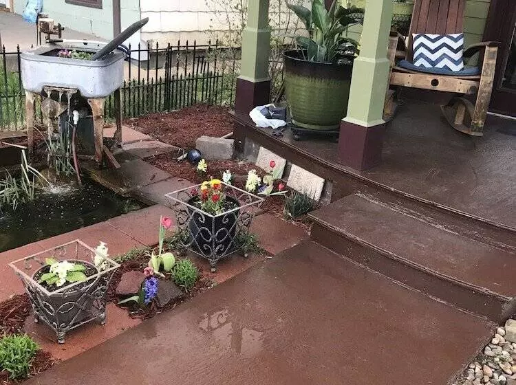 Downtown B&b With Jacuzzi