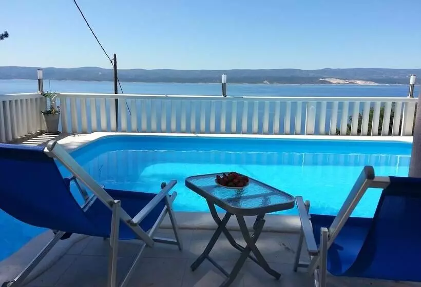 Apartments Vesna Mimice