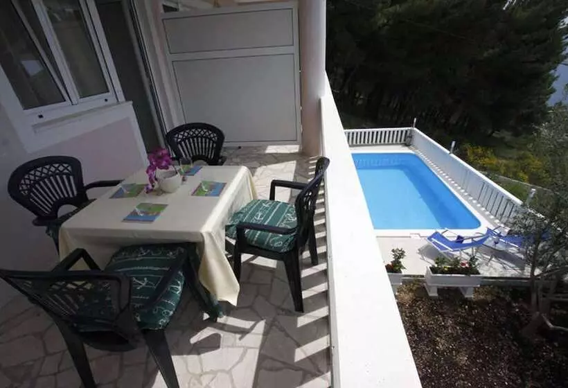 Apartments Vesna Mimice