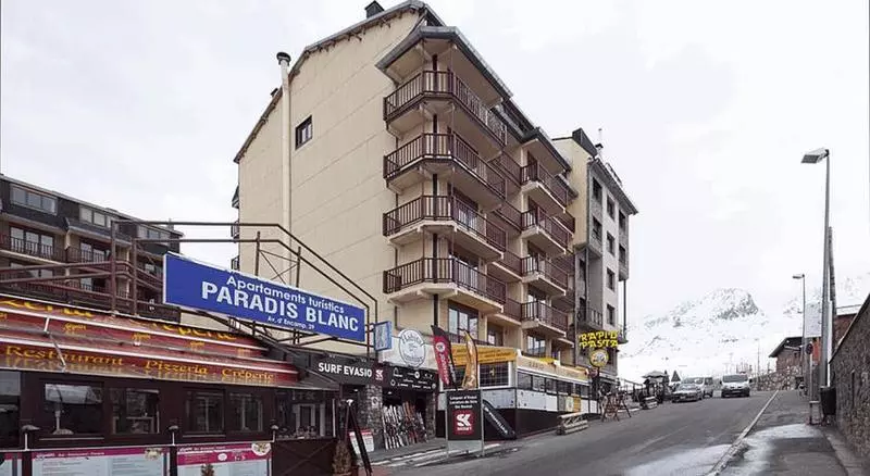 Apartamentos Paradis Blanc