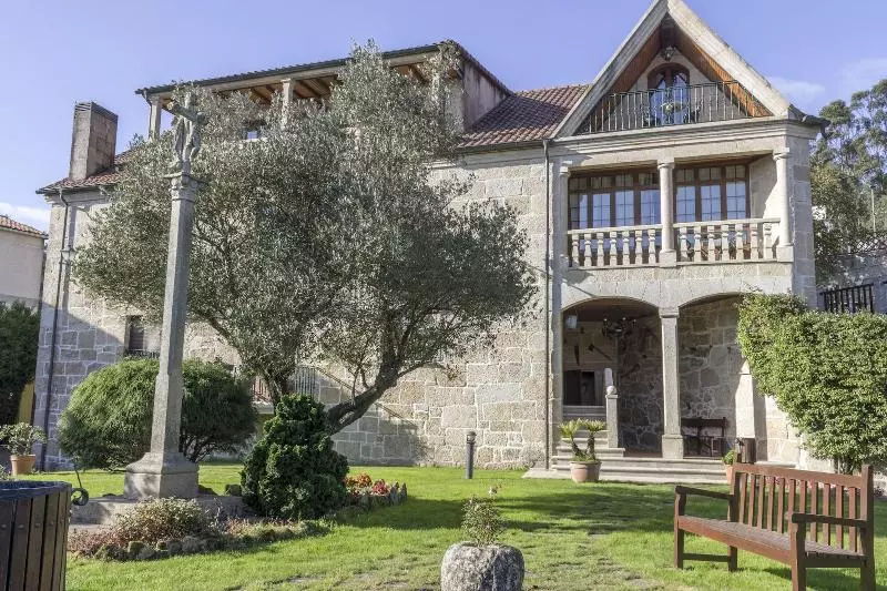 Casa Antiga Do Monte