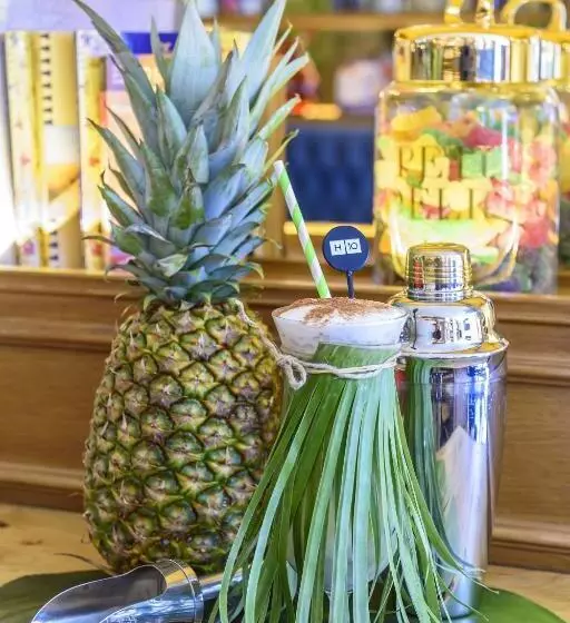 Boutique Hotel H10 Villa de La Reina