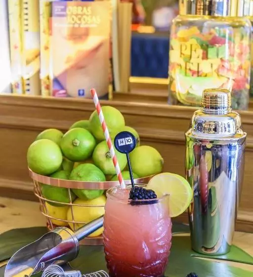 Boutique Hotel H10 Villa de La Reina