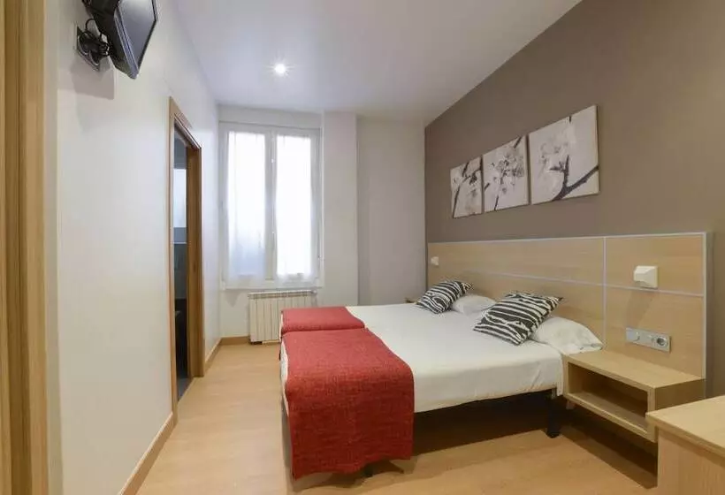 Отель Pension Kursaal