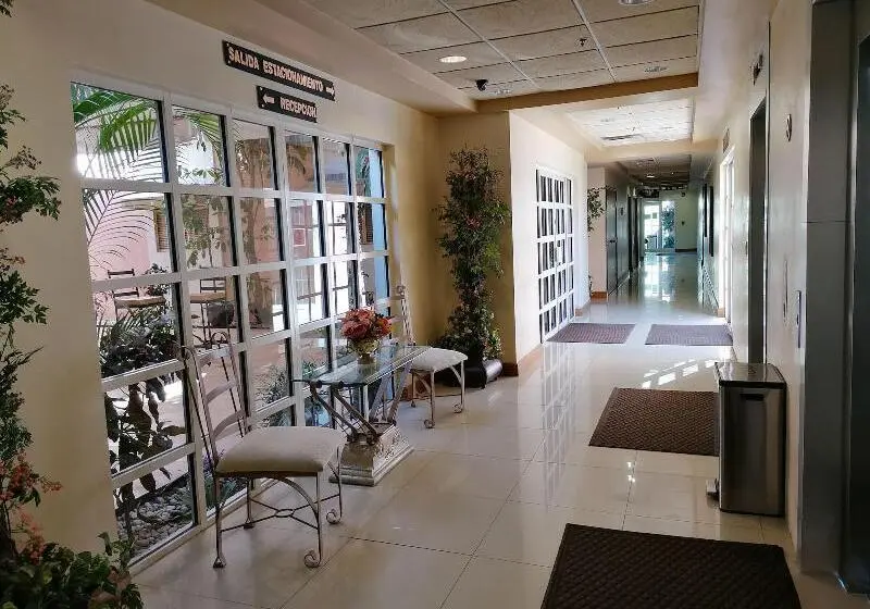 هتل Residencial Inn & Suites