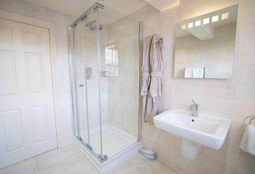 酒店 The Cranleigh Boutique