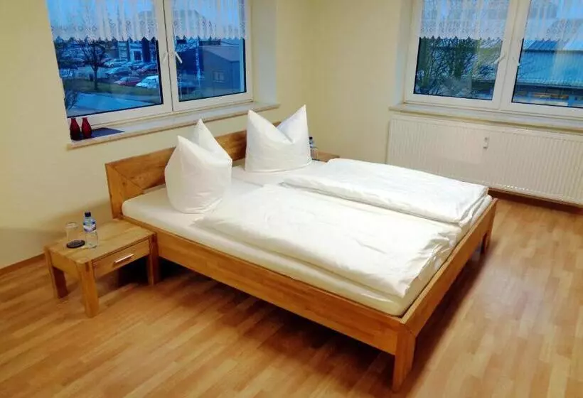 Retkeilymaja Gästehaus Schiemann