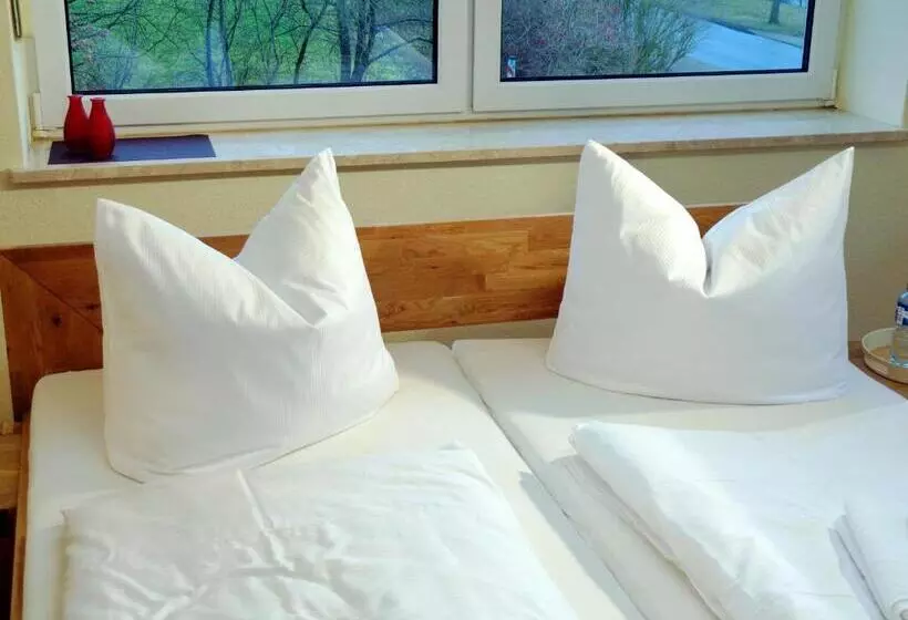 Retkeilymaja Gästehaus Schiemann