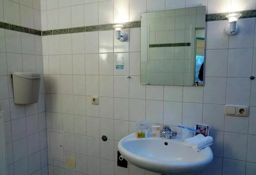 Retkeilymaja Gästehaus Schiemann