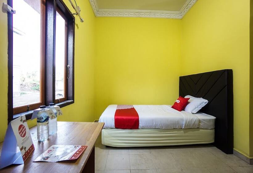 בית מלון כפרי Oyo 2486 Bahana Guest House