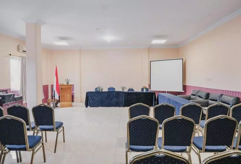 ホテル Reddoorz Syariah Near Suzuya Mall Banda Aceh