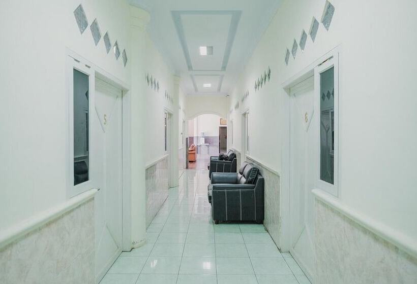 فندق Reddoorz Syariah Near Suzuya Mall Banda Aceh