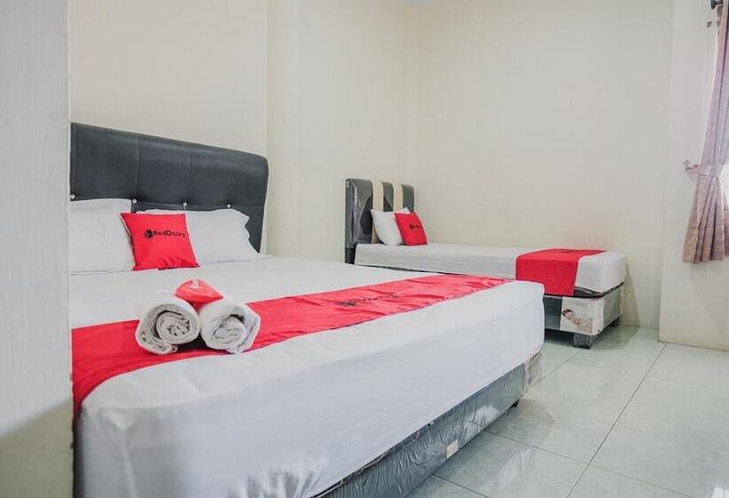 فندق Reddoorz Syariah Near Suzuya Mall Banda Aceh