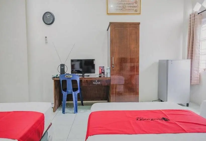 ホテル Reddoorz Syariah Near Suzuya Mall Banda Aceh