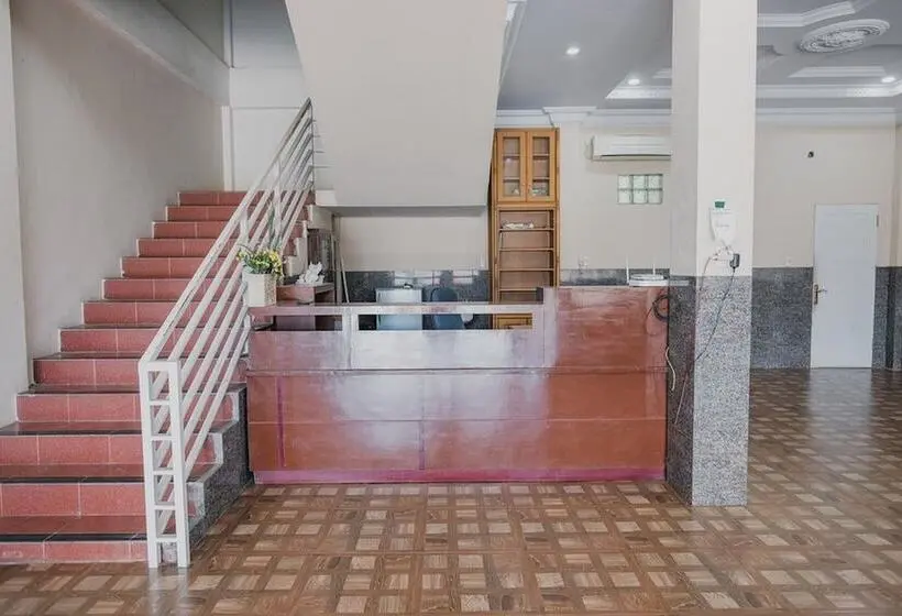 ホテル Reddoorz Syariah Near Suzuya Mall Banda Aceh