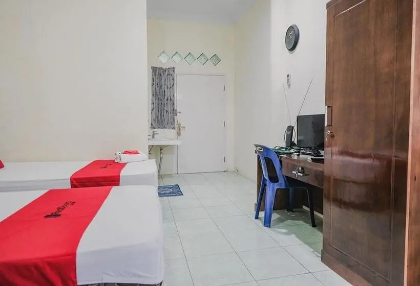 ホテル Reddoorz Syariah Near Suzuya Mall Banda Aceh