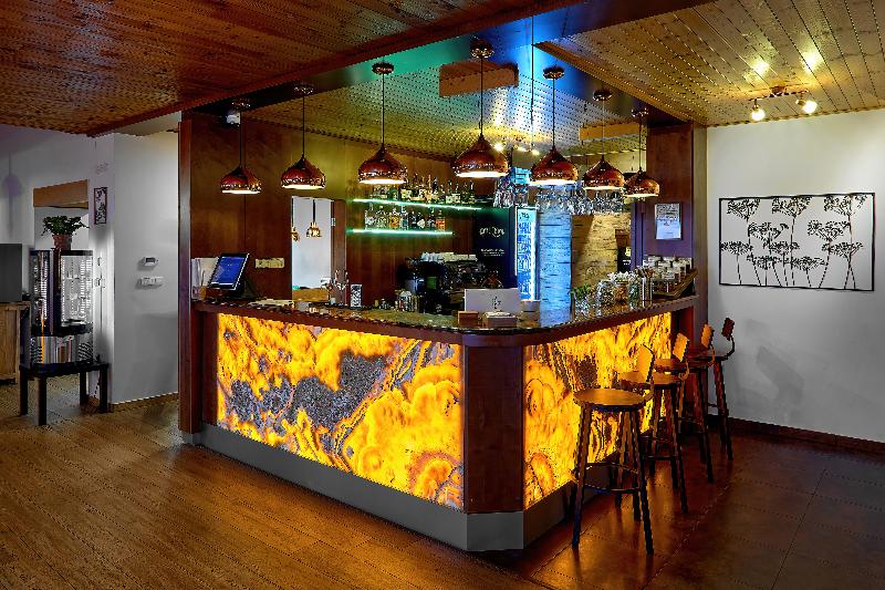 هتل Tetřeví Boudy