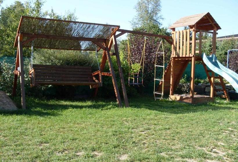 פנסיון Penzion U Heřmánků Volary