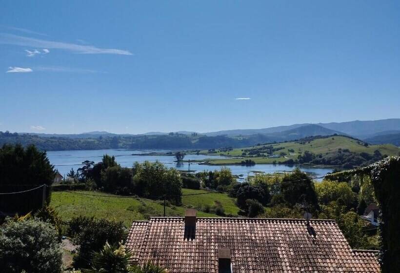 بنسيون Alto Santiago