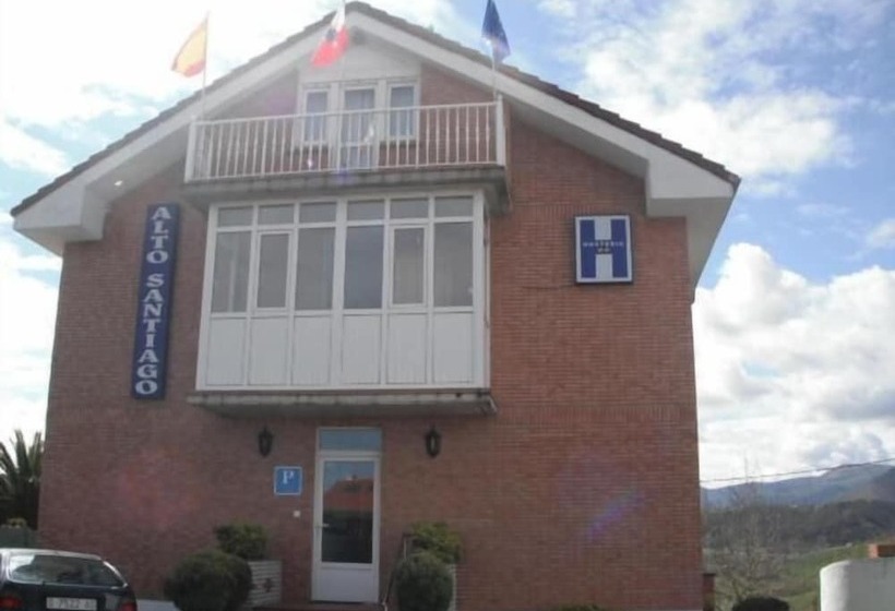 بنسيون Alto Santiago