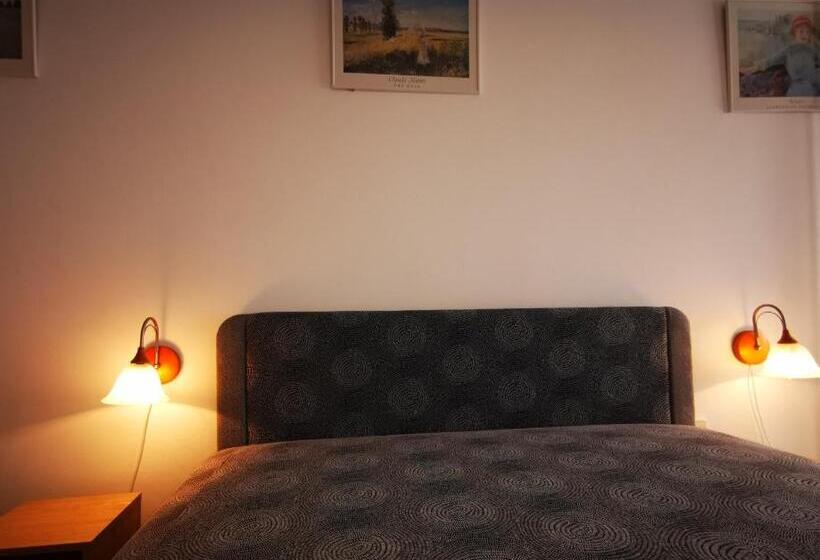 ペンション Paprika Vendégház