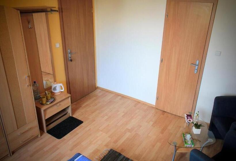 Пансион Ubytovani Nikol