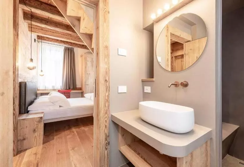 ホテル Alla Stazion Locanda Nelle Dolomiti