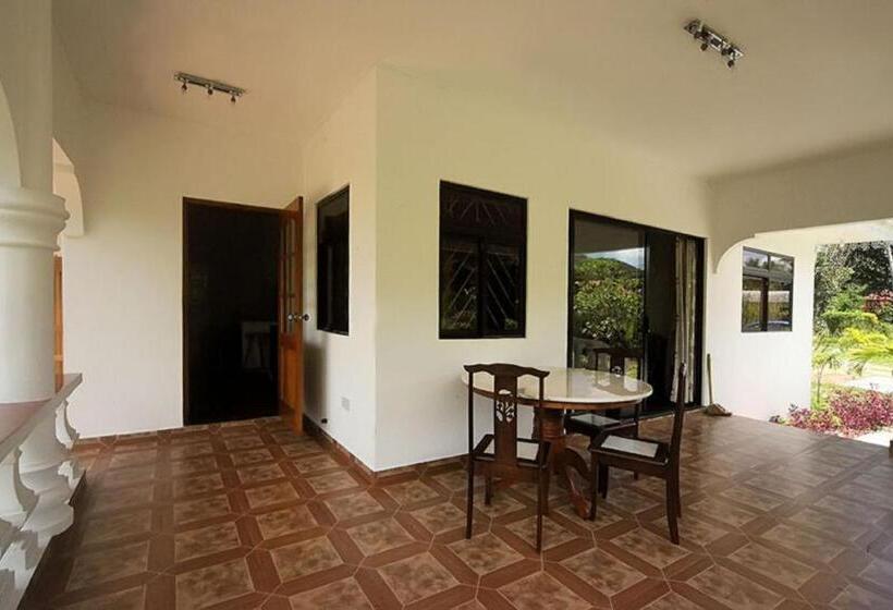 هتل Coco Bay Villa