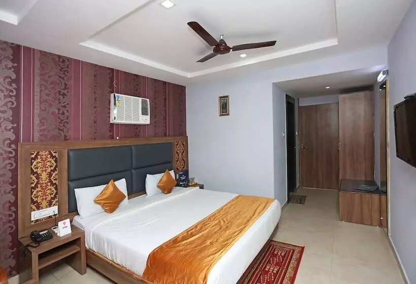 هتل Mahabir Sheraton By Oyo Rooms
