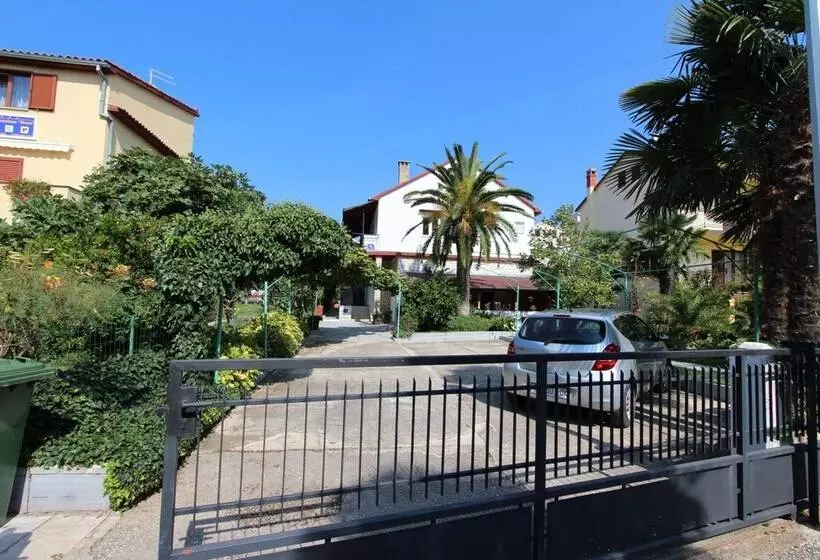 Apartments Goga