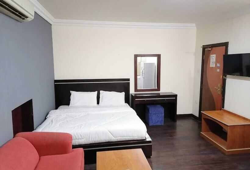 هتل Carawan Plaza