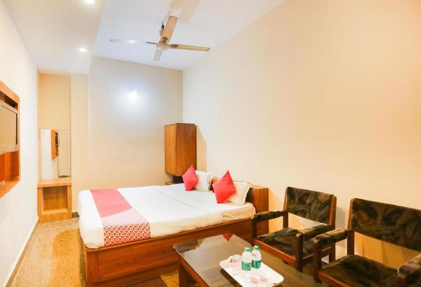 هتل Oyo 61443 The Pearl