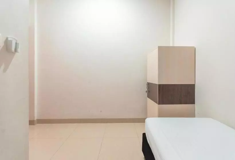 Hotel Oyo Life 2335 Kos 89