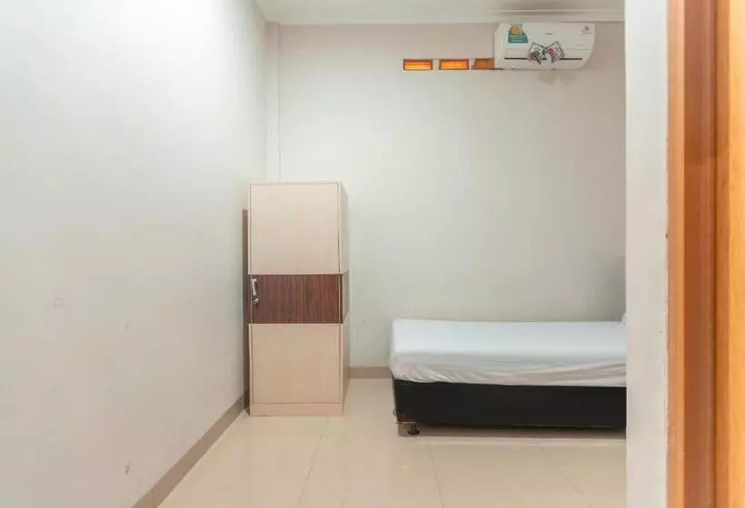 Hotel Oyo Life 2335 Kos 89