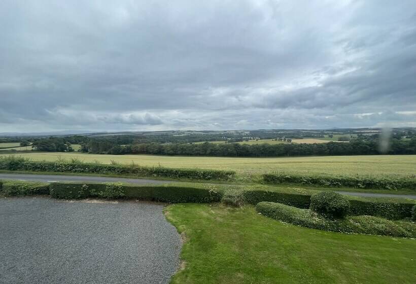 Bed and Breakfast Clint Lodge