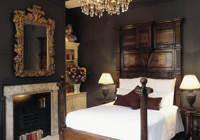 مسافرخانه Hazlitt S