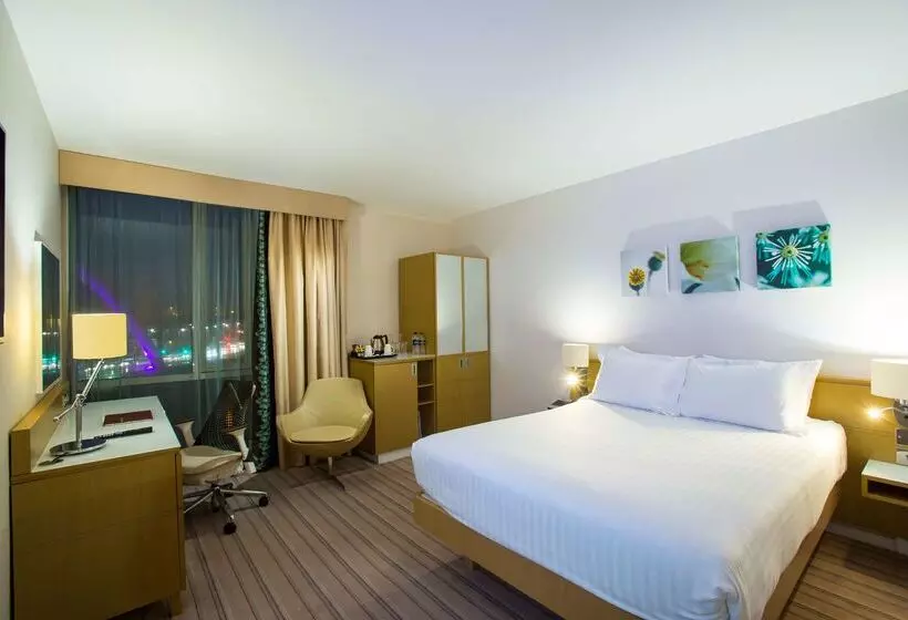هتل Hilton Garden Inn Glasgow City Centre