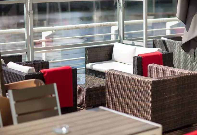 هتل Hilton Garden Inn Glasgow City Centre