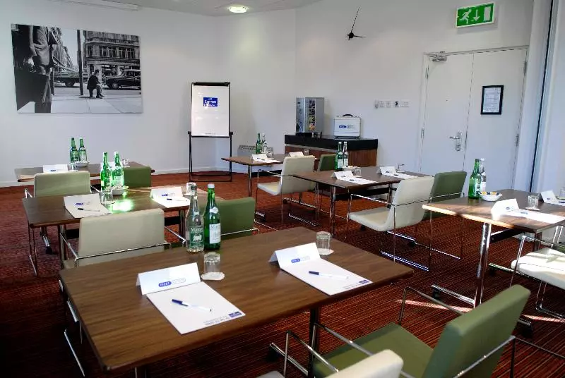 ホテル Holiday Inn Express London City By Ihg